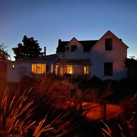 تاكاكا Ashley Villa Bnb المظهر الخارجي الصورة